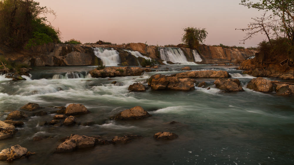 https://mdw-travel-data-us-east-1.s3.amazonaws.com/img/country/Laos/Khon-Pa-Soi-Waterfall/img_03.jpg
