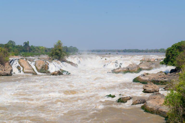 https://mdw-travel-data-us-east-1.s3.amazonaws.com/img/country/Laos/Khone-Phapheng-Falls/img_03.jpg