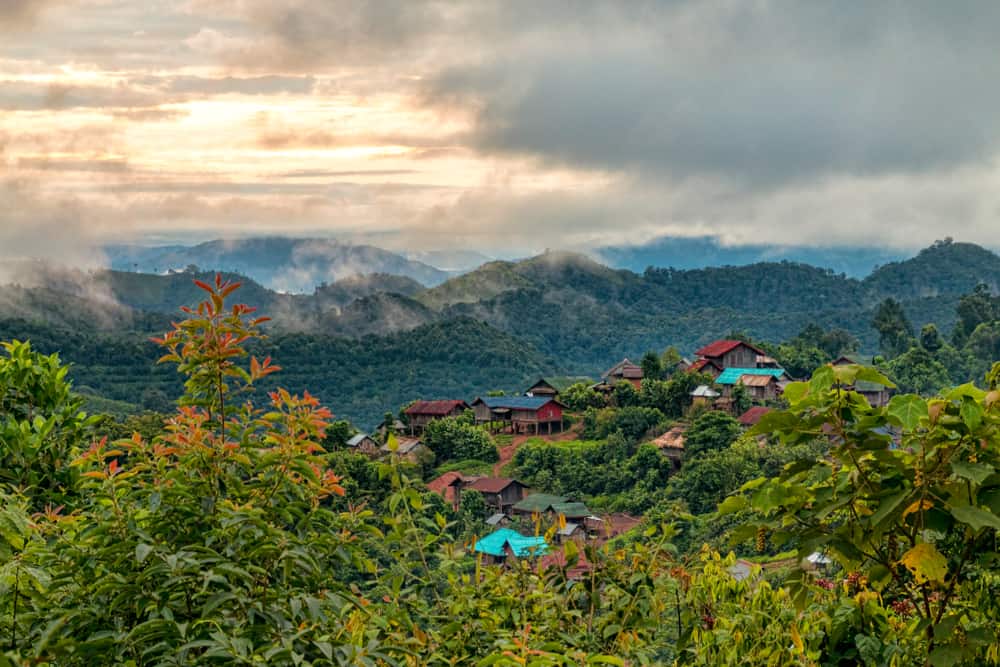 https://mdw-travel-data-us-east-1.s3.amazonaws.com/img/country/Laos/Luang-Namtha-Province/img_02.jpg