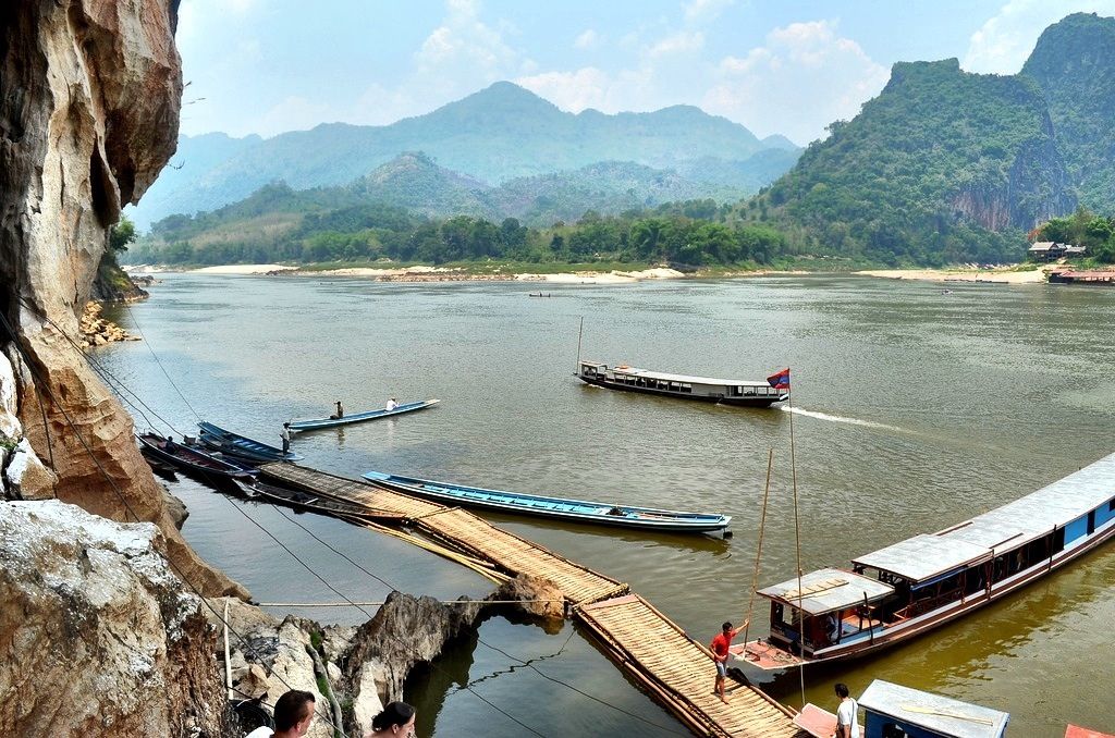 https://mdw-travel-data-us-east-1.s3.amazonaws.com/img/country/Laos/Mekong-Tours/img_02.jpg