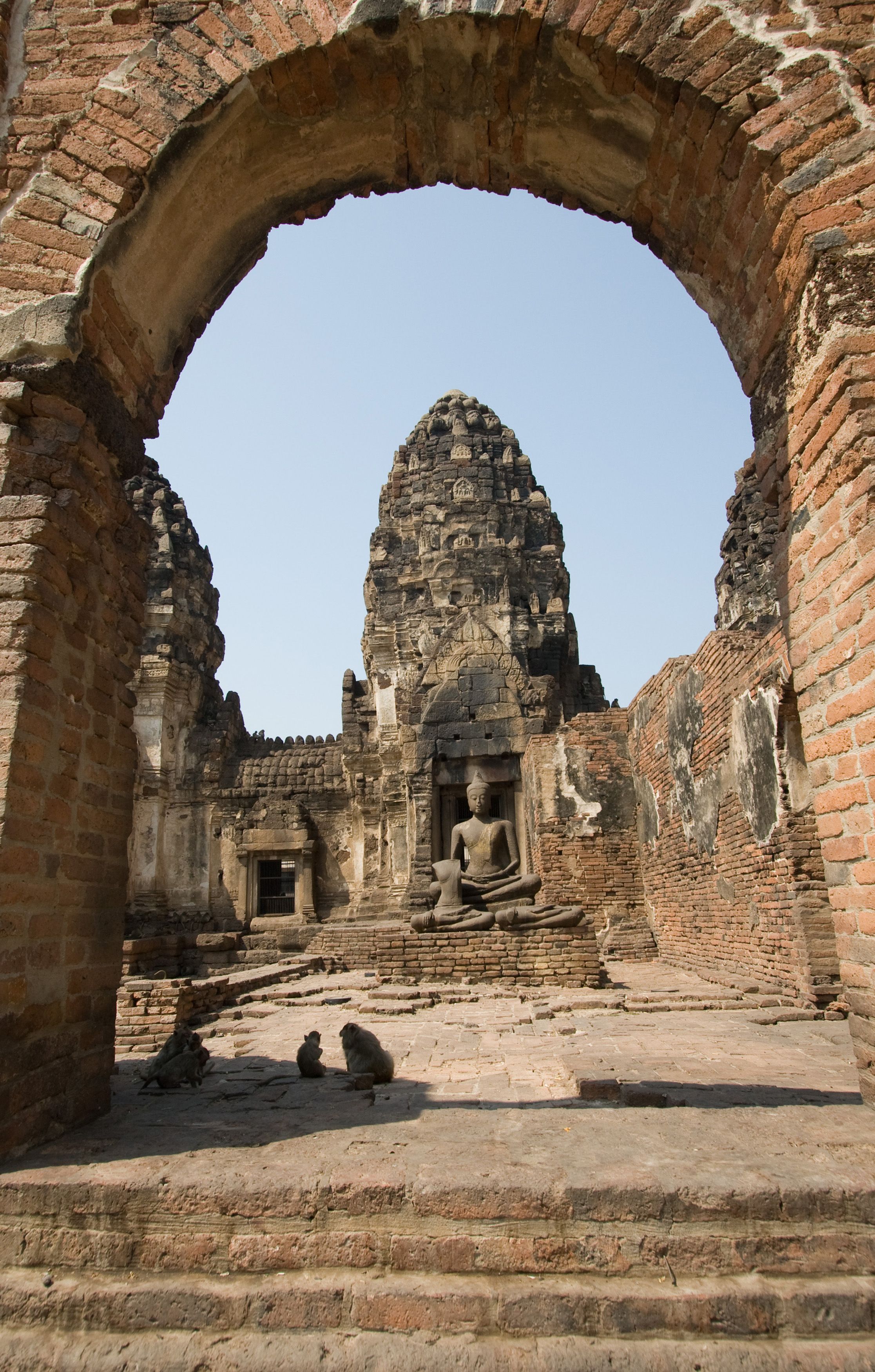 https://mdw-travel-data-us-east-1.s3.amazonaws.com/img/country/Laos/Monkey-Temple/img_01.jpg