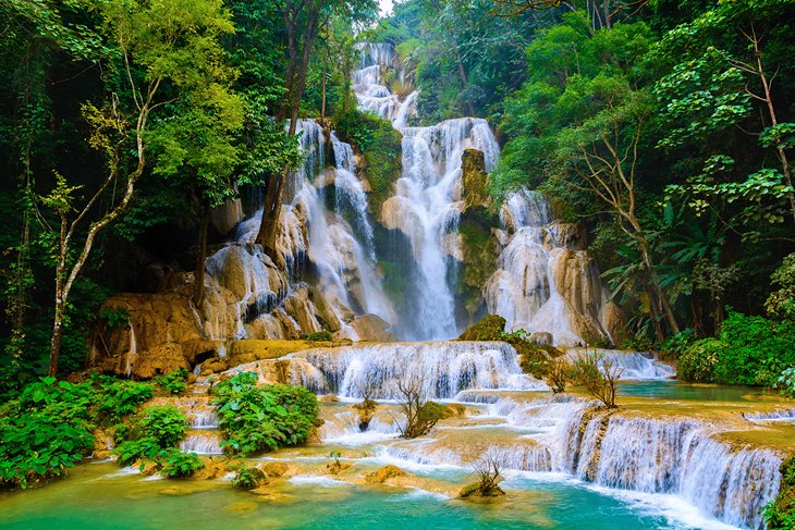 https://mdw-travel-data-us-east-1.s3.amazonaws.com/img/country/Laos/Nam-Keo-Noi-Waterfall/img_01.jpg