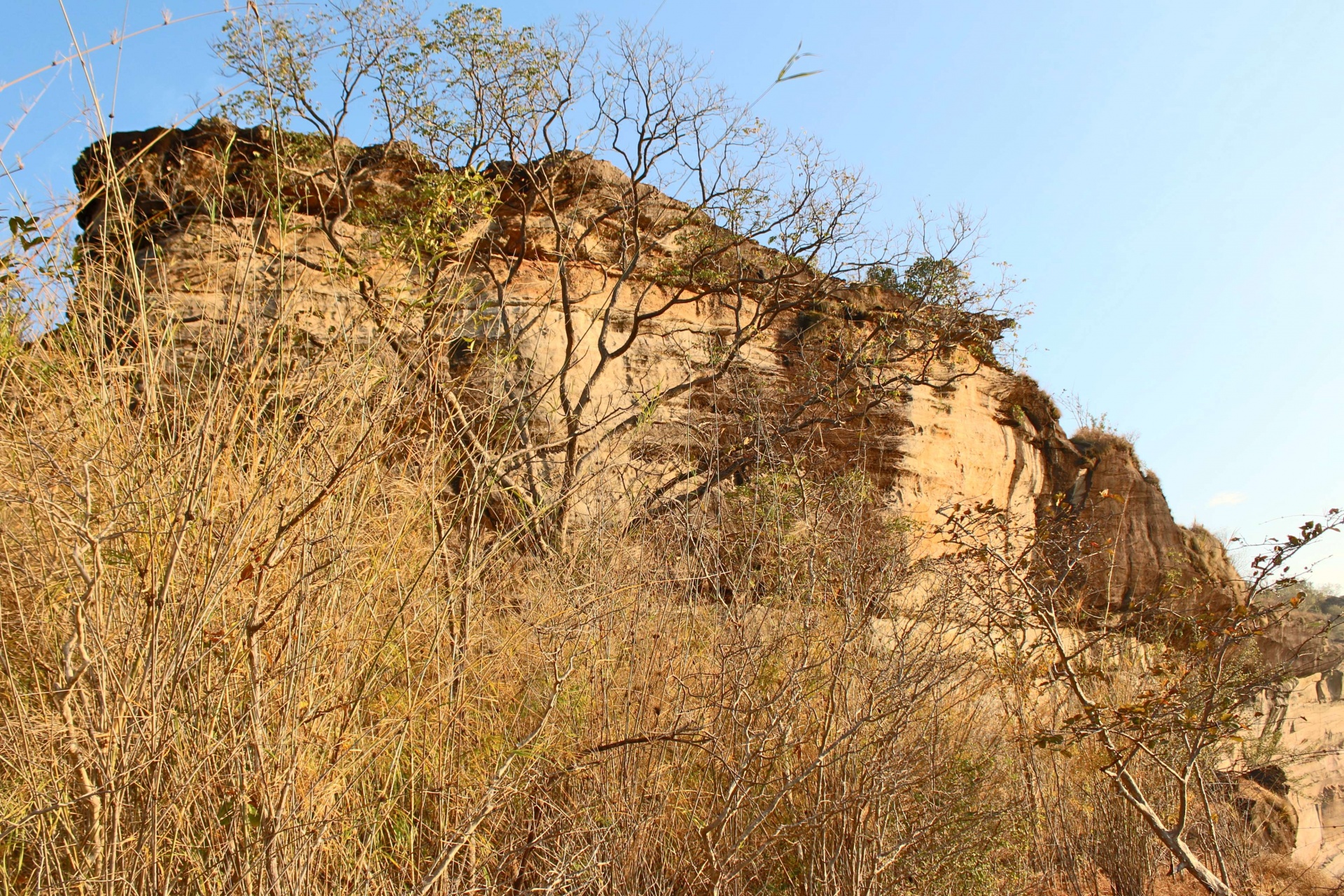 https://mdw-travel-data-us-east-1.s3.amazonaws.com/img/country/Laos/Pha-Taem-National-Park/img_02.jpg