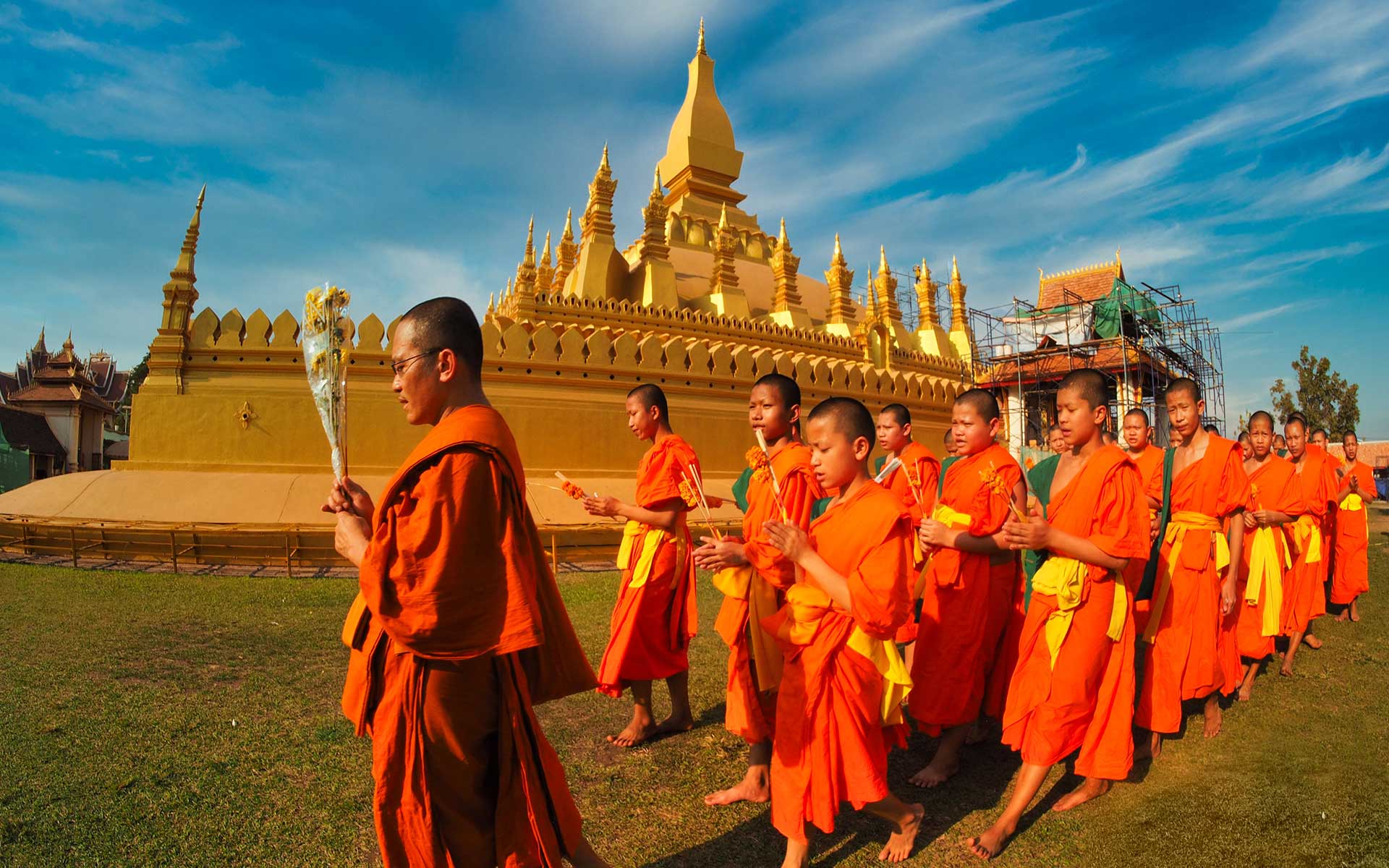 https://mdw-travel-data-us-east-1.s3.amazonaws.com/img/country/Laos/Pha-That-Inhang-Stupa/img_00.jpg