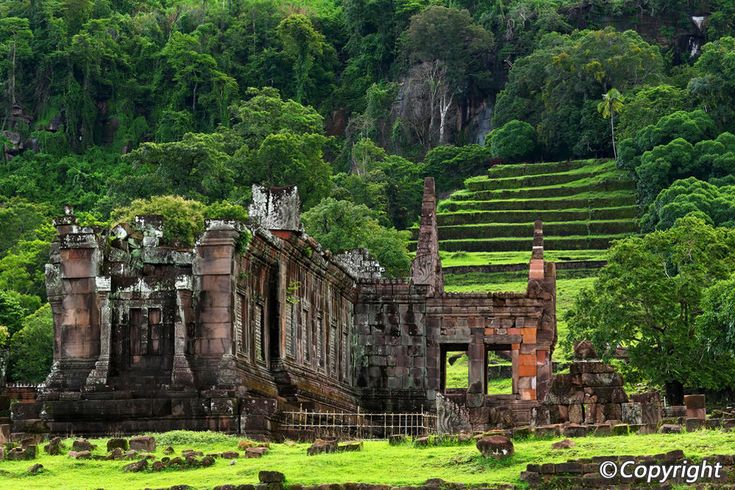 https://mdw-travel-data-us-east-1.s3.amazonaws.com/img/country/Laos/Phou-Khong-Mountain/img_01.jpg