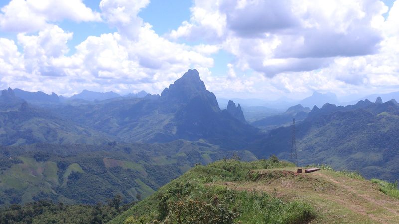 https://mdw-travel-data-us-east-1.s3.amazonaws.com/img/country/Laos/Phou-Khoun-Mountain/img_03.jpg