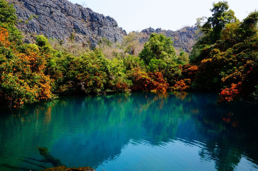 https://mdw-travel-data-us-east-1.s3.amazonaws.com/img/country/Laos/Phu-Hin-Bun-National-Park/img_01.jpg
