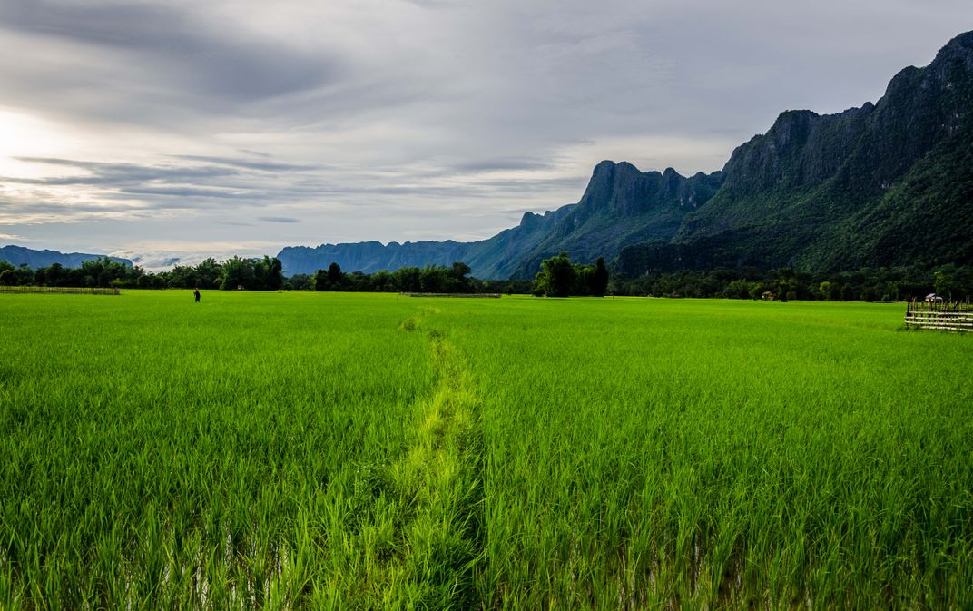 https://mdw-travel-data-us-east-1.s3.amazonaws.com/img/country/Laos/Phu-Hin-Bun-National-Park/img_02.jpg