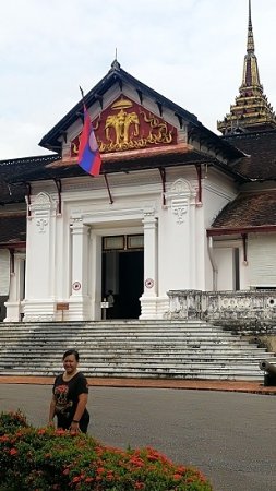 https://mdw-travel-data-us-east-1.s3.amazonaws.com/img/country/Laos/Royal-Palace-Museum/img_01.jpg