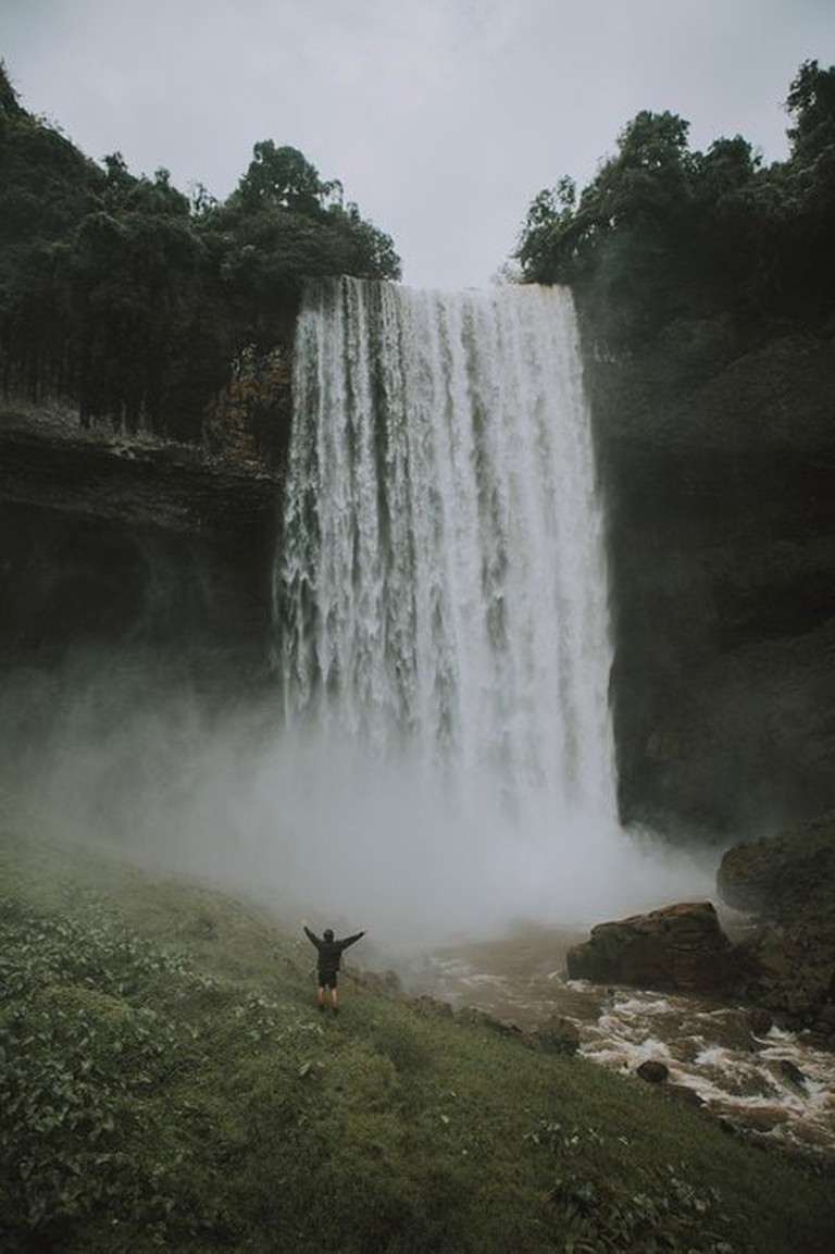 https://mdw-travel-data-us-east-1.s3.amazonaws.com/img/country/Laos/Tad-Ouane-Waterfall/img_02.jpg