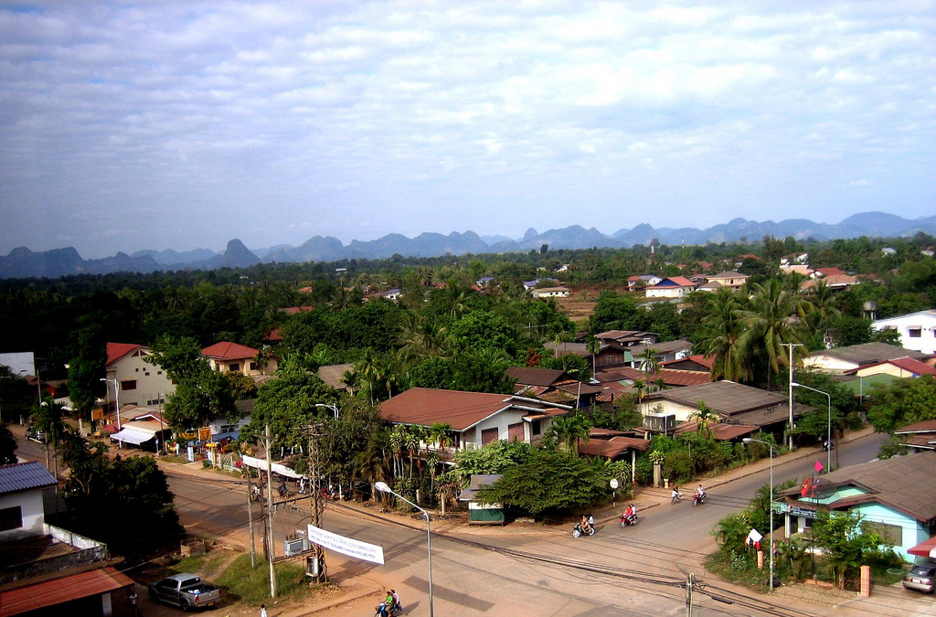 https://mdw-travel-data-us-east-1.s3.amazonaws.com/img/country/Laos/Thakhek-Market/img_01.jpg
