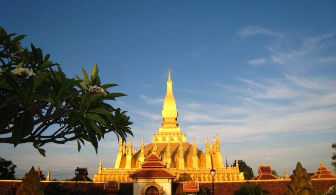 https://mdw-travel-data-us-east-1.s3.amazonaws.com/img/country/Laos/That-Alang-Stupa/img_01.jpg