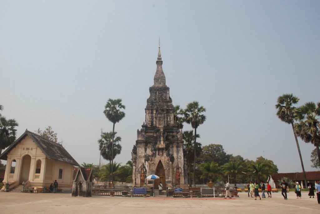https://mdw-travel-data-us-east-1.s3.amazonaws.com/img/country/Laos/That-Ing-Hang-Stupa/img_03.jpg