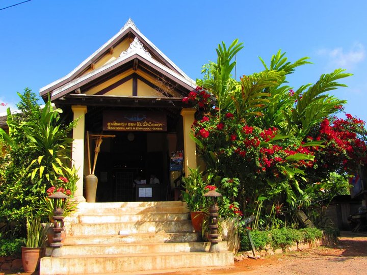 https://mdw-travel-data-us-east-1.s3.amazonaws.com/img/country/Laos/The-Traditional-Arts-and-Ethnology-Centre/img_02.jpg