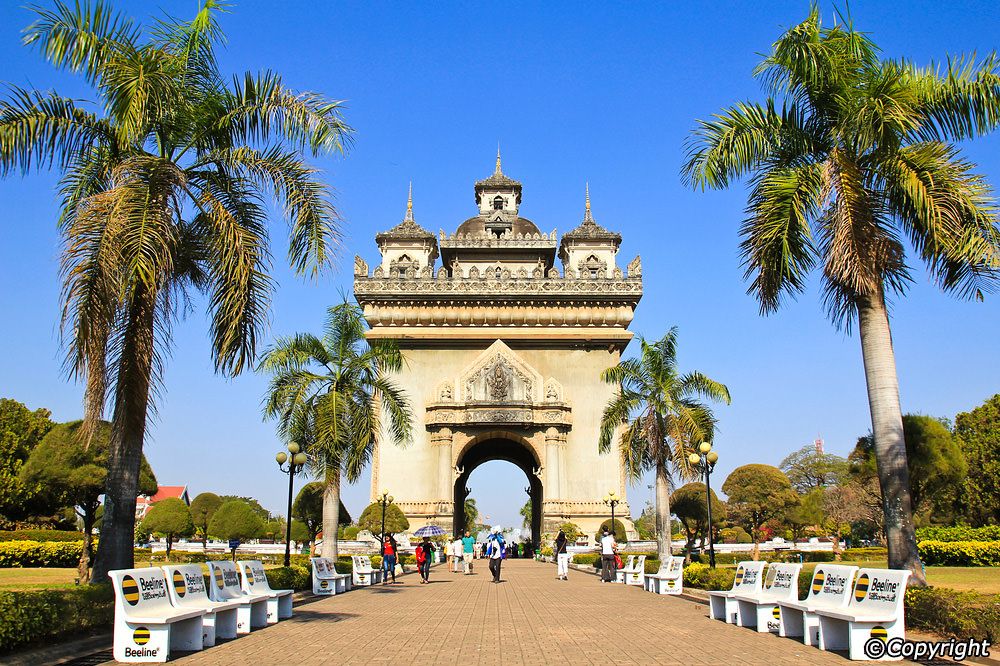 https://mdw-travel-data-us-east-1.s3.amazonaws.com/img/country/Laos/Victory-Monument/img_00.jpg