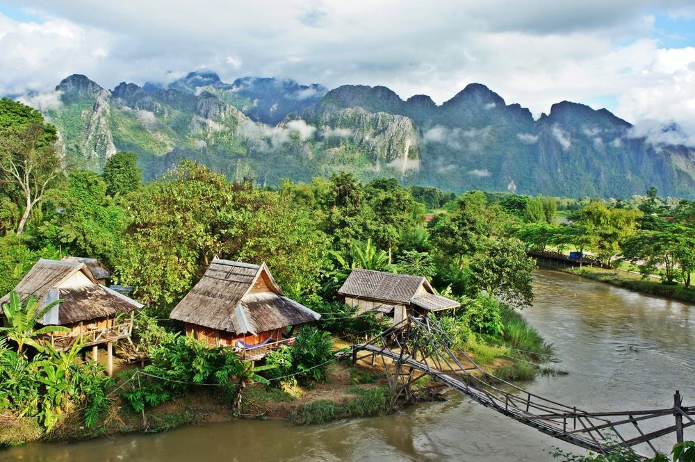 https://mdw-travel-data-us-east-1.s3.amazonaws.com/img/country/Laos/Vieng-Xai-Visit/img_02.jpg