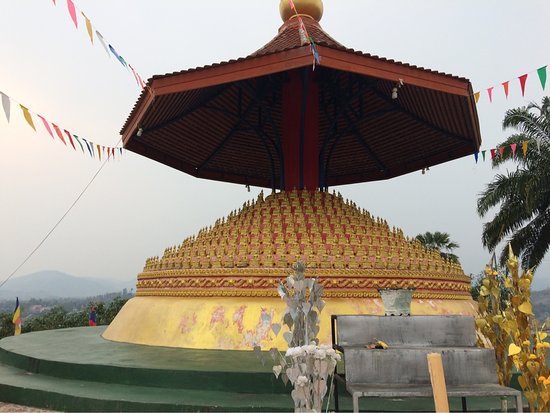 https://mdw-travel-data-us-east-1.s3.amazonaws.com/img/country/Laos/Wat-Chomkao-Manilat/img_01.jpg