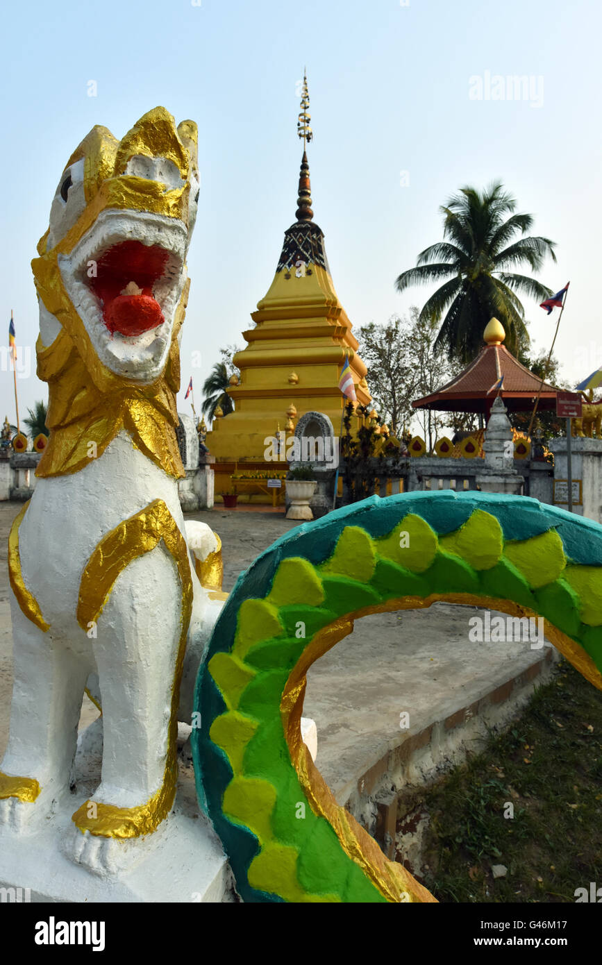 https://mdw-travel-data-us-east-1.s3.amazonaws.com/img/country/Laos/Wat-Chomkao-Manilat/img_02.jpg