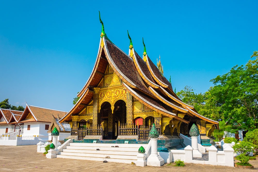 https://mdw-travel-data-us-east-1.s3.amazonaws.com/img/country/Laos/Wat-Inghang-Temple/img_03.jpg