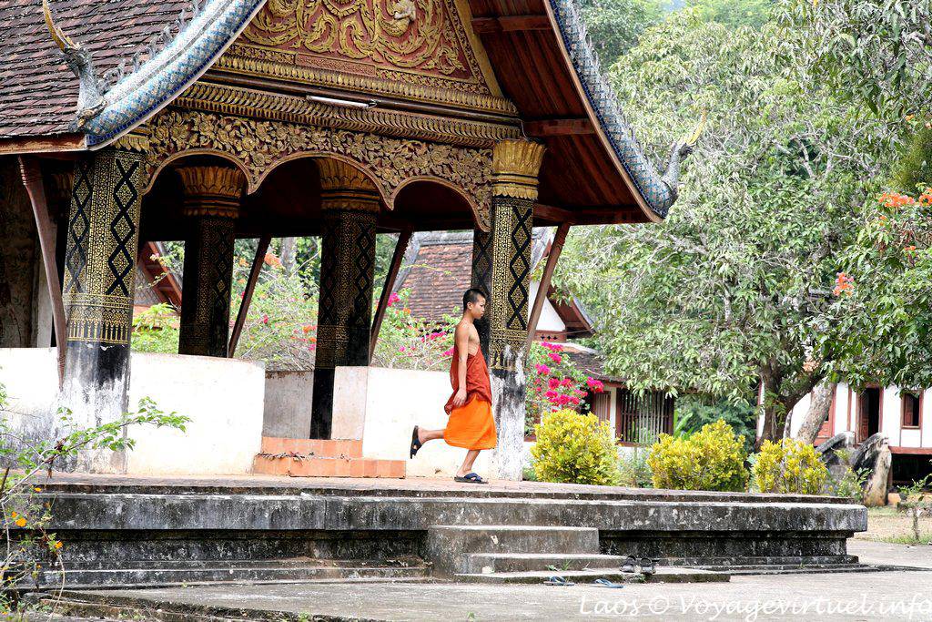 https://mdw-travel-data-us-east-1.s3.amazonaws.com/img/country/Laos/Wat-Long-Khoun/img_03.jpg
