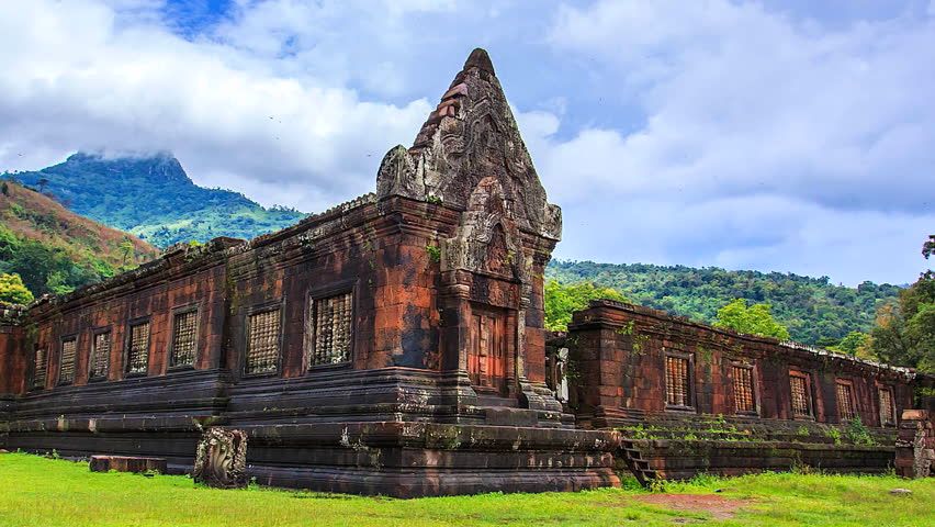 https://mdw-travel-data-us-east-1.s3.amazonaws.com/img/country/Laos/Wat-Phou-Champasak/img_00.jpg