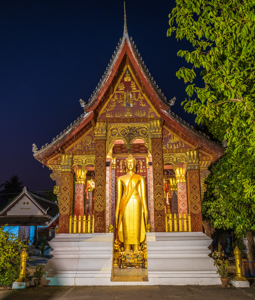 https://mdw-travel-data-us-east-1.s3.amazonaws.com/img/country/Laos/Wat-Sensoukharam/img_04.jpg