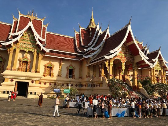 https://mdw-travel-data-us-east-1.s3.amazonaws.com/img/country/Laos/Wat-That-Luang-Neua/img_03.jpg