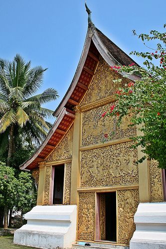 https://mdw-travel-data-us-east-1.s3.amazonaws.com/img/country/Laos/Wat-Xiang-Thong/img_03.jpg