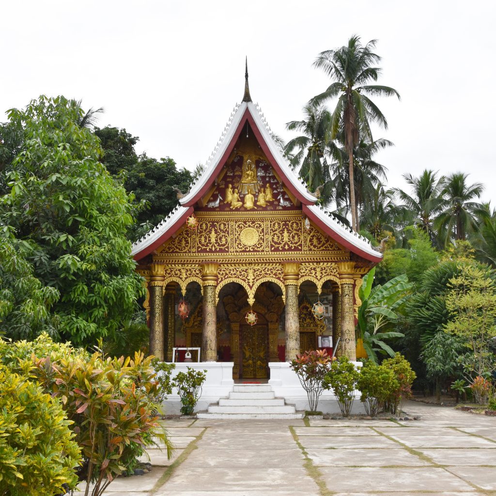 https://mdw-travel-data-us-east-1.s3.amazonaws.com/img/country/Laos/Wat-Xieng-Muan/img_02.jpg