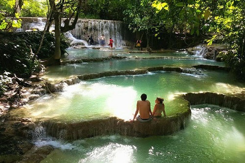 https://mdw-travel-data-us-east-1.s3.amazonaws.com/img/country/Laos/Xang-Waterfall/img_02.jpg