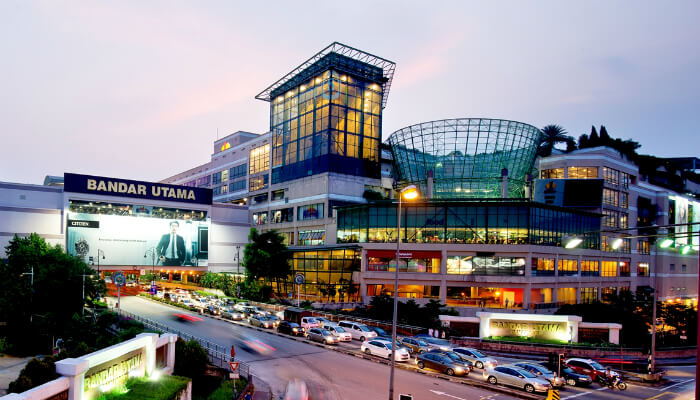 https://mdw-travel-data-us-east-1.s3.amazonaws.com/img/country/Malaysia/1-Utama-Shopping-Centre/img_02.jpg