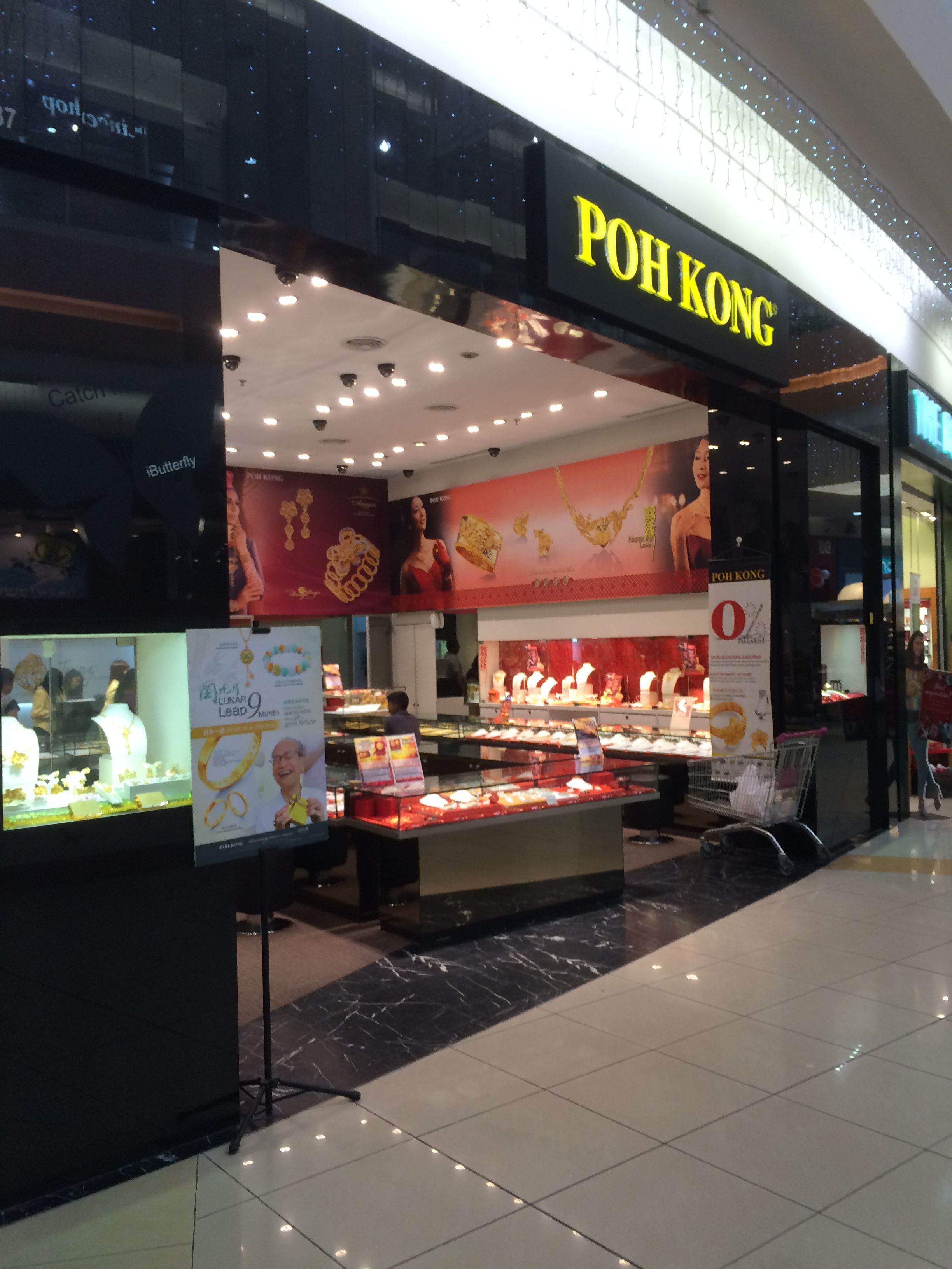 https://mdw-travel-data-us-east-1.s3.amazonaws.com/img/country/Malaysia/Aeon-Mall-Bukit-Indah/img_03.jpg
