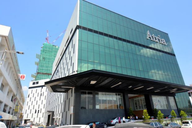 https://mdw-travel-data-us-east-1.s3.amazonaws.com/img/country/Malaysia/Atria-Shopping-Gallery/img_00.jpg
