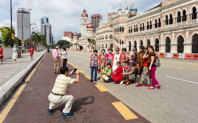 https://mdw-travel-data-us-east-1.s3.amazonaws.com/img/country/Malaysia/BP-Walk/img_02.jpg