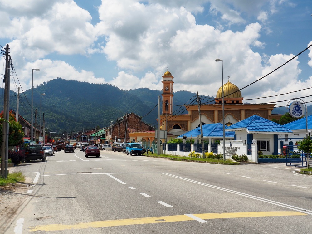 https://mdw-travel-data-us-east-1.s3.amazonaws.com/img/country/Malaysia/Batu-Kurau-Cultural-Village/img_01.jpg