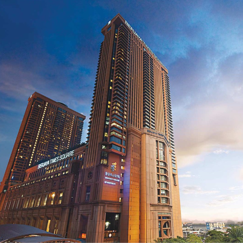 https://mdw-travel-data-us-east-1.s3.amazonaws.com/img/country/Malaysia/Berjaya-Times-Square/img_02.jpg