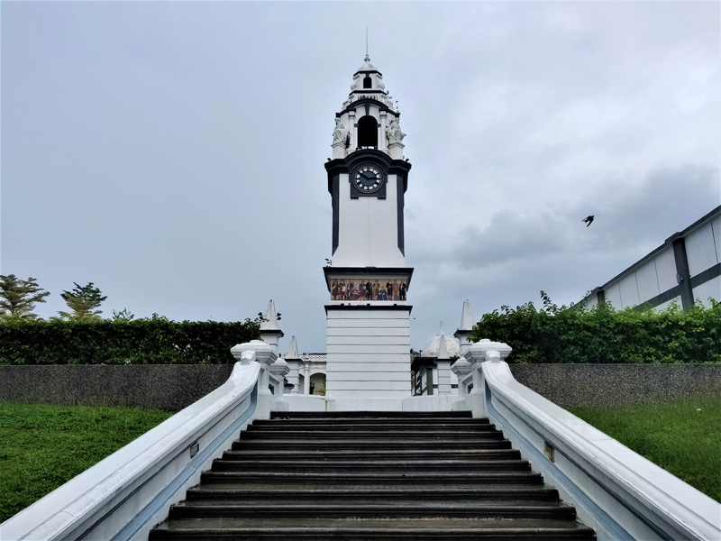 https://mdw-travel-data-us-east-1.s3.amazonaws.com/img/country/Malaysia/Birch-Memorial-Monument/img_03.jpg
