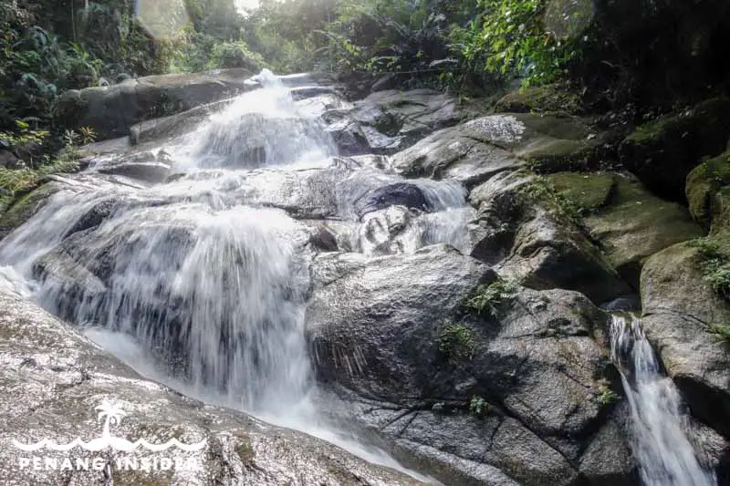 https://mdw-travel-data-us-east-1.s3.amazonaws.com/img/country/Malaysia/Bukit-Larut--Maxwell-Hill-/img_03.jpg