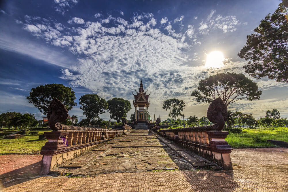 https://mdw-travel-data-us-east-1.s3.amazonaws.com/img/country/Malaysia/Cahaya-Bukit-Kemboja/img_01.jpg