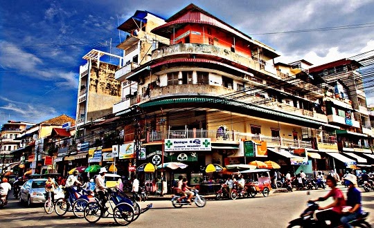 https://mdw-travel-data-us-east-1.s3.amazonaws.com/img/country/Malaysia/Cahaya-Bukit-Kemboja/img_03.jpg