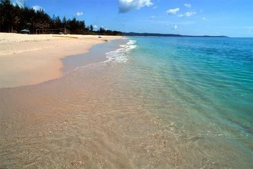 https://mdw-travel-data-us-east-1.s3.amazonaws.com/img/country/Malaysia/Desaru-Beach/img_05.jpg