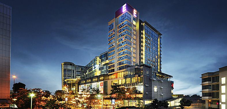 https://mdw-travel-data-us-east-1.s3.amazonaws.com/img/country/Malaysia/Empire-Shopping-Gallery/img_01.jpg