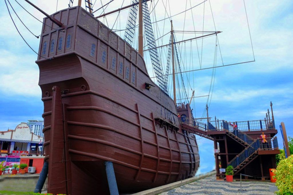 https://mdw-travel-data-us-east-1.s3.amazonaws.com/img/country/Malaysia/Flora-de-la-Mar-Maritime-Museum/img_03.jpg