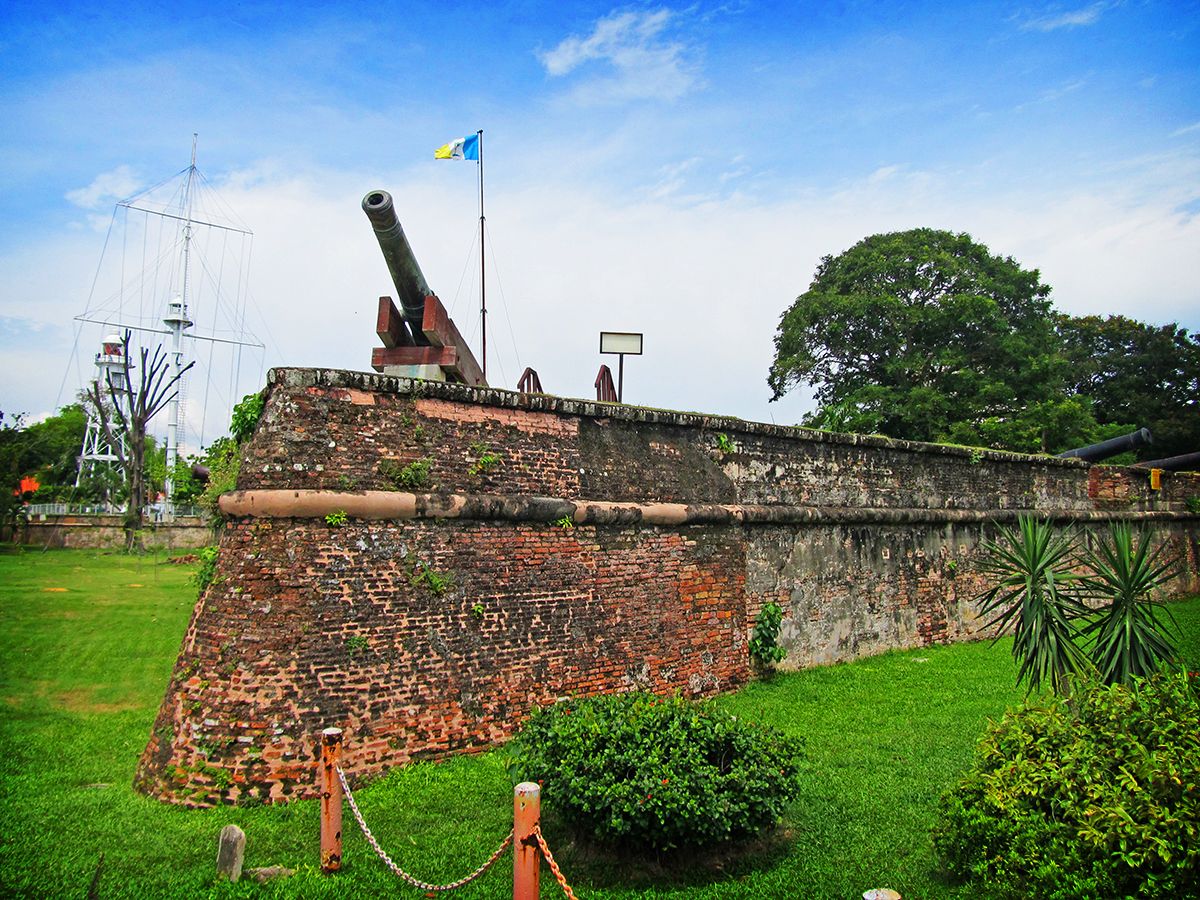 https://mdw-travel-data-us-east-1.s3.amazonaws.com/img/country/Malaysia/Fort-Cornwallis/img_01.jpg