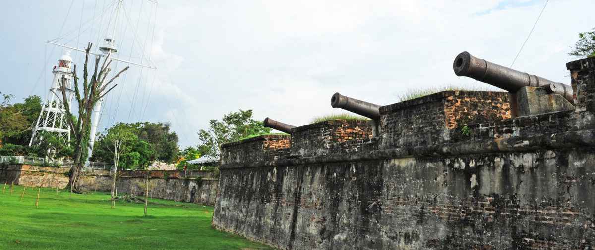 https://mdw-travel-data-us-east-1.s3.amazonaws.com/img/country/Malaysia/Fort-Cornwallis/img_02.jpg