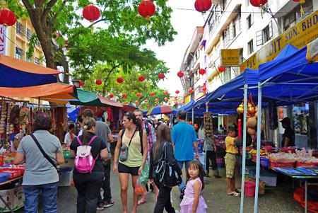 https://mdw-travel-data-us-east-1.s3.amazonaws.com/img/country/Malaysia/Gaya-Street-Sunday-Market/img_00.jpg