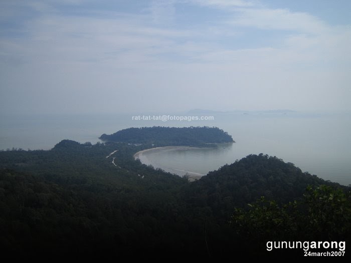 https://mdw-travel-data-us-east-1.s3.amazonaws.com/img/country/Malaysia/Gunung-Arong-Recreational-Forest/img_03.jpg