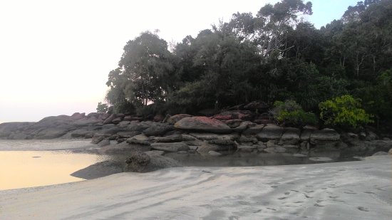 https://mdw-travel-data-us-east-1.s3.amazonaws.com/img/country/Malaysia/Gunung-Arong-Recreational-Forest/img_04.jpg