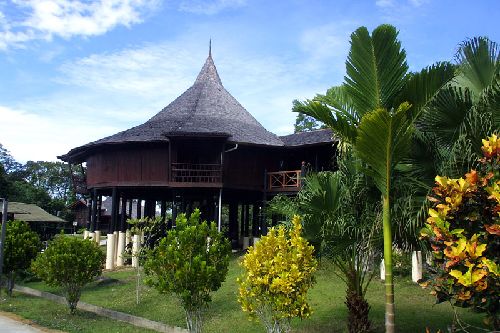 https://mdw-travel-data-us-east-1.s3.amazonaws.com/img/country/Malaysia/Gunung-Gading-National-Park/img_01.jpg