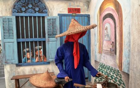 https://mdw-travel-data-us-east-1.s3.amazonaws.com/img/country/Malaysia/Han-Chin-Pet-Soo/img_03.jpg